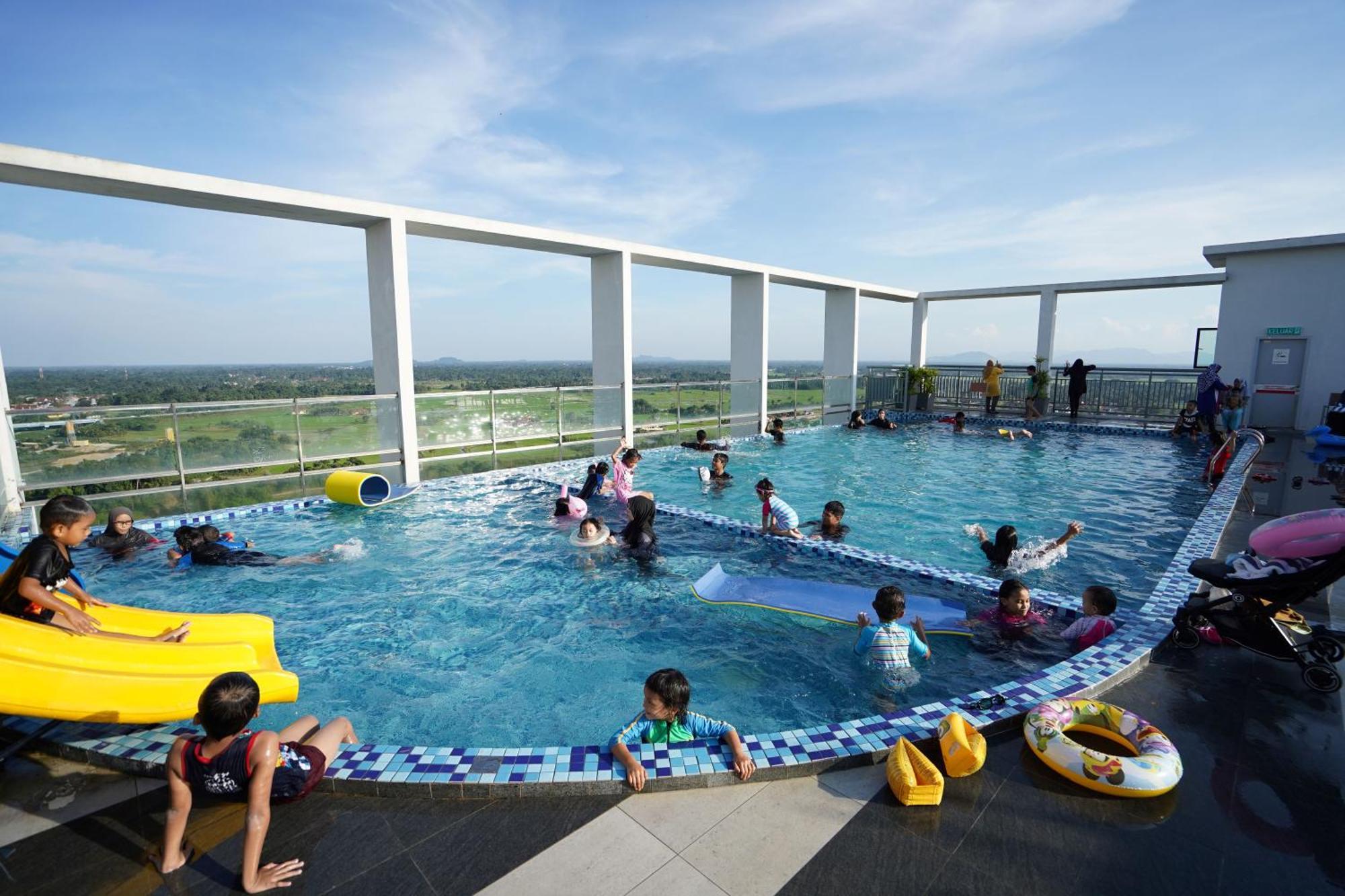 H Elite Design Hotel Kota Bharu Ngoại thất bức ảnh