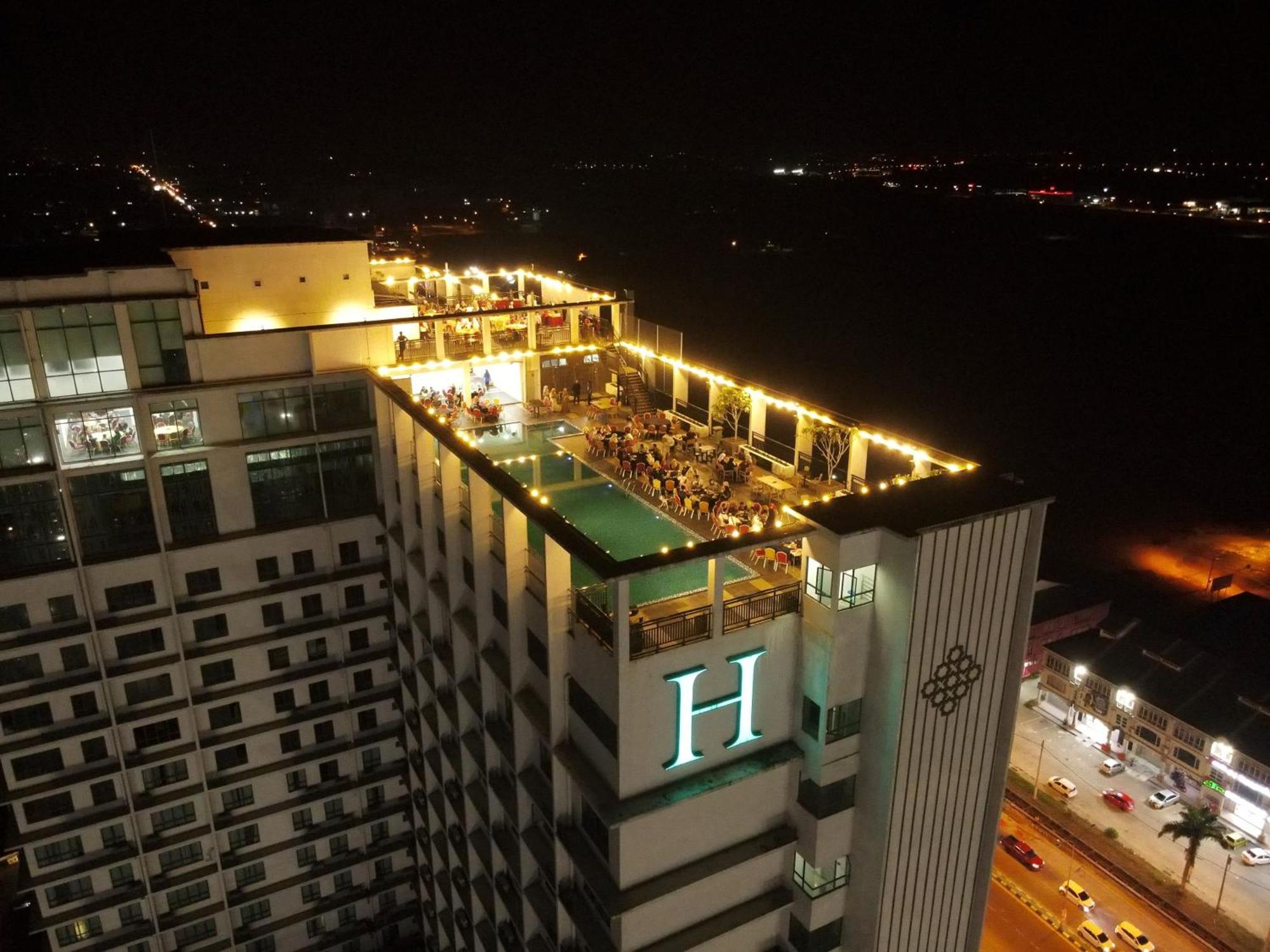 H Elite Design Hotel Kota Bharu Ngoại thất bức ảnh